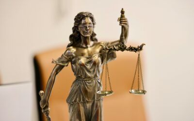 Why Choose a Local Personal Injury Lawyer Over National Firms